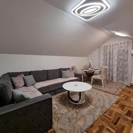 As Delux Апартаменты *