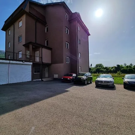 アパート As Delux