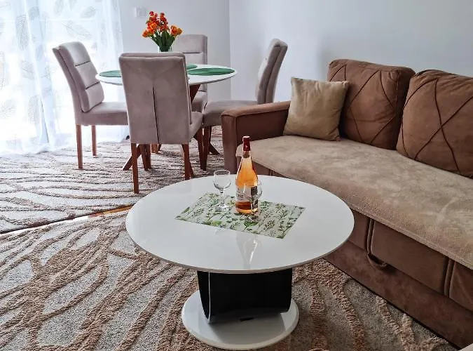 アパート As Delux ソコバニャ