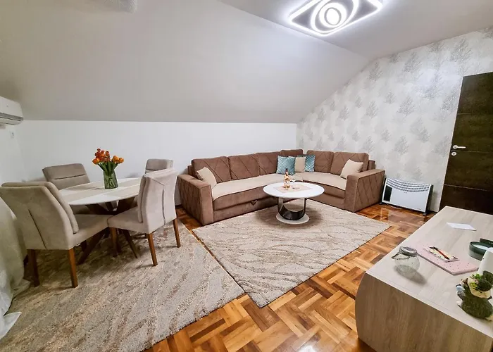 アパート As Delux